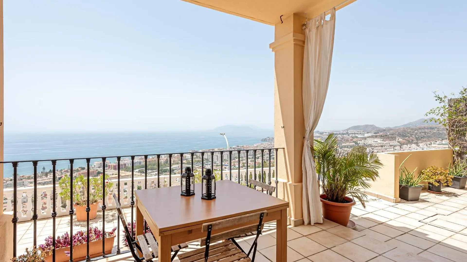 Casa Familiar Con Piscina Frente Al Mar Villa Torre de Benagalbon Holiday home