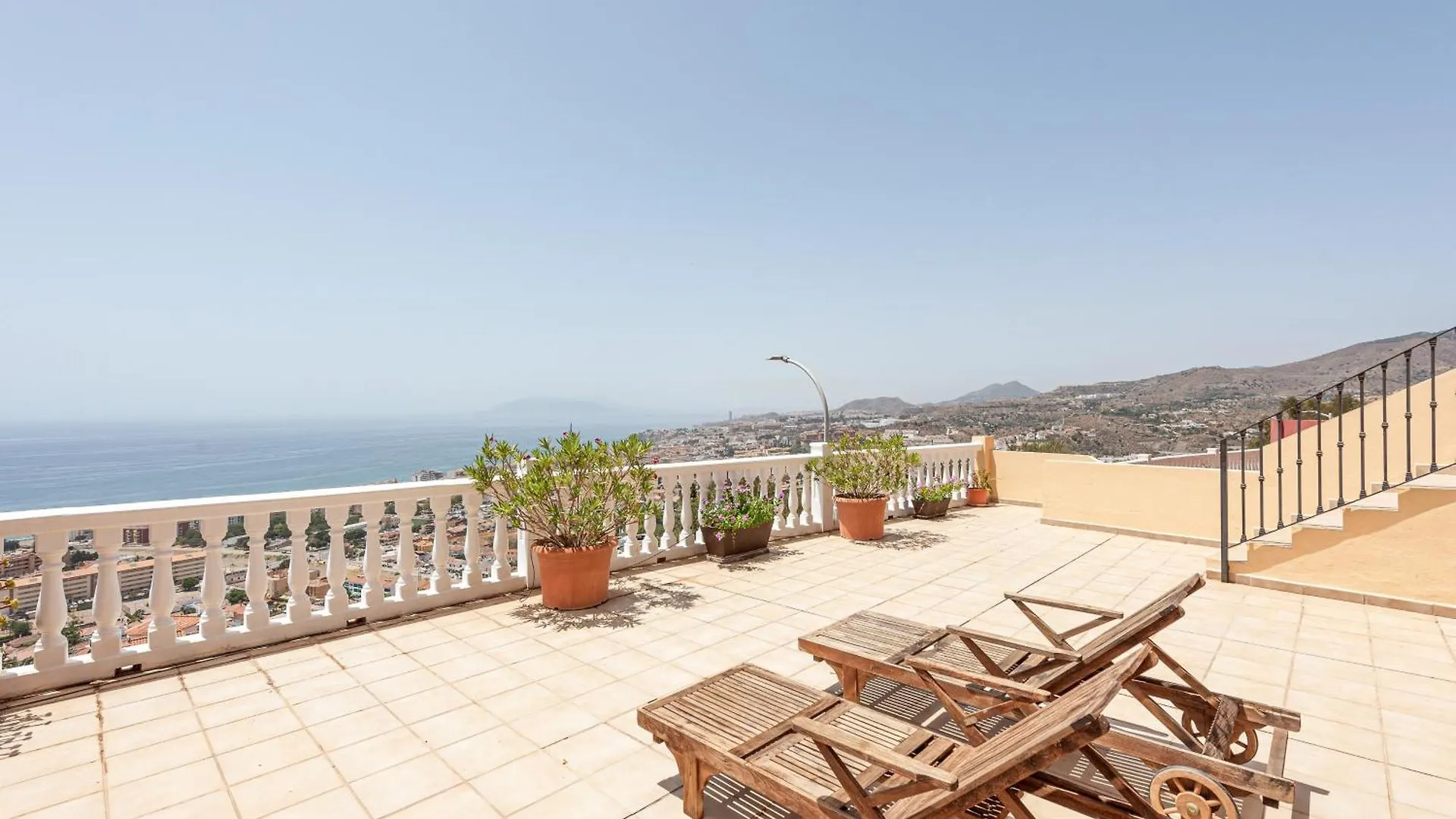 Casa Familiar Con Piscina Frente Al Mar Villa Torre de Benagalbon Holiday home